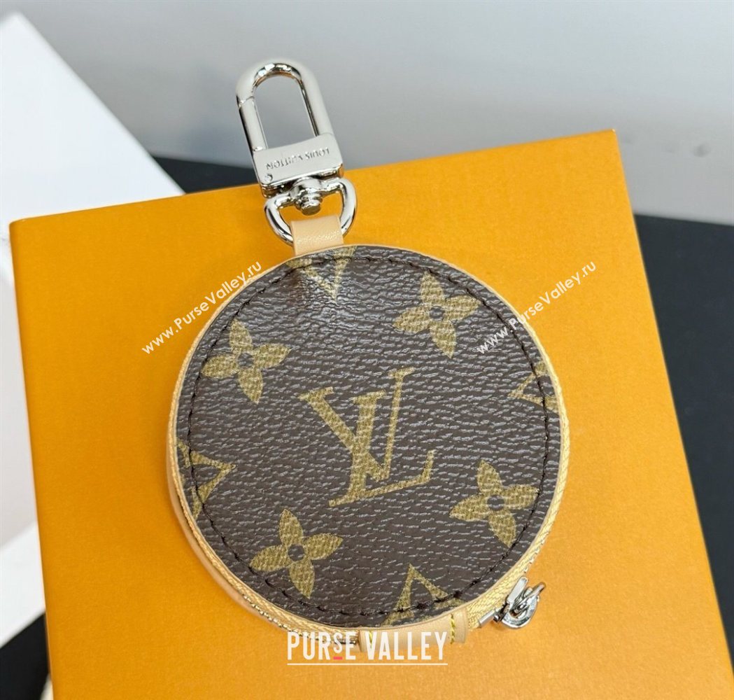 Louis Vuitton Doughnut Bag Charm Light Blue 2025 1113 (HY-251113114)