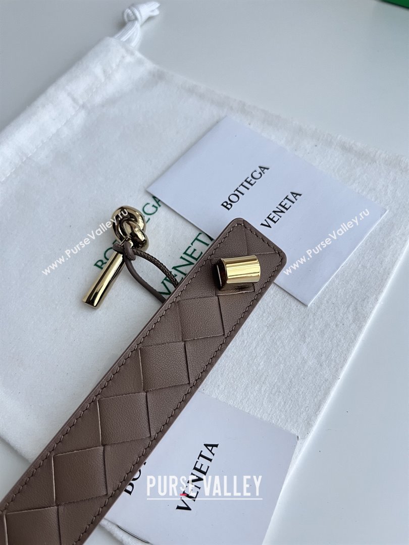 Bottega Veneta Andiamo Belt in Intreccio Leather BV111716 Brown 2025 (YANG-25111716)