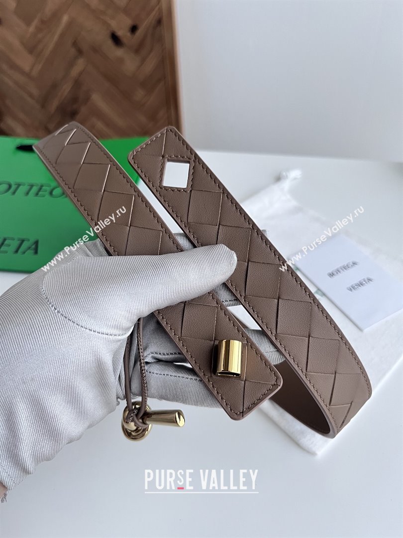 Bottega Veneta Andiamo Belt in Intreccio Leather BV111716 Brown 2025 (YANG-25111716)