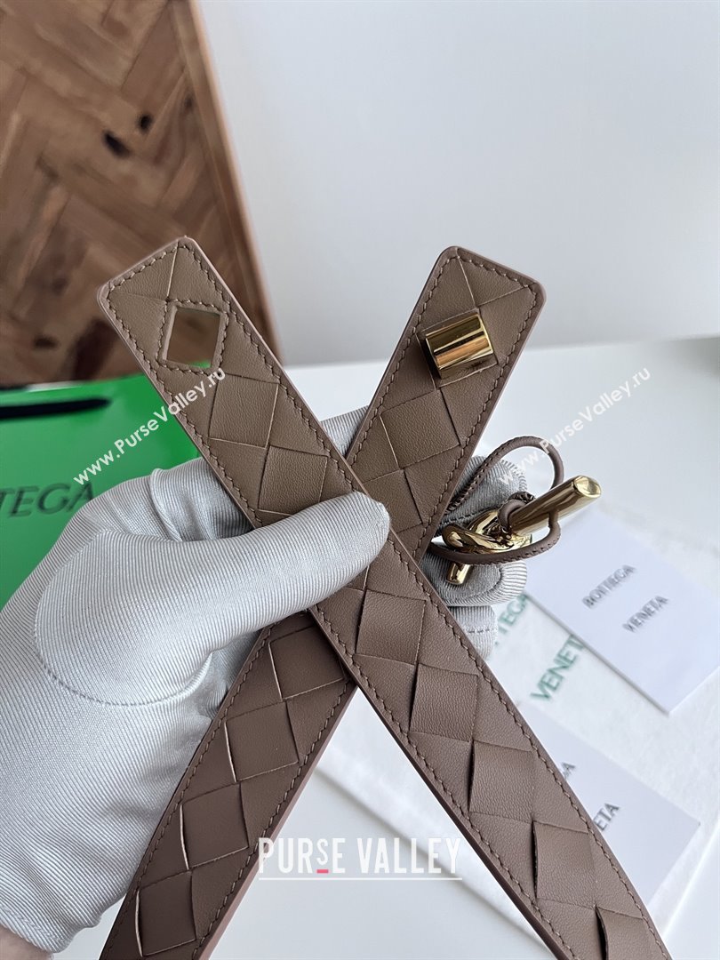 Bottega Veneta Andiamo Belt in Intreccio Leather BV111716 Brown 2025 (YANG-25111716)