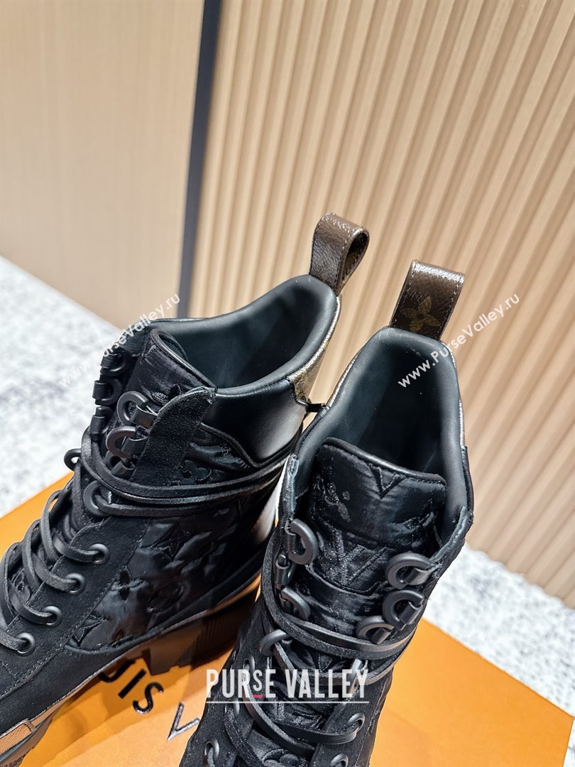 Louis Vuitton Laureate Platform Desert Ankle Boots in Monogram Fabric Suede 7cm LV111913 Black 2025 (MD-25111913)