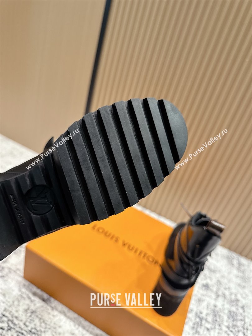 Louis Vuitton Laureate Platform Desert Ankle Boots in Suede Calfskin 7cm LV111904 Black 2025 (MD-25111904)