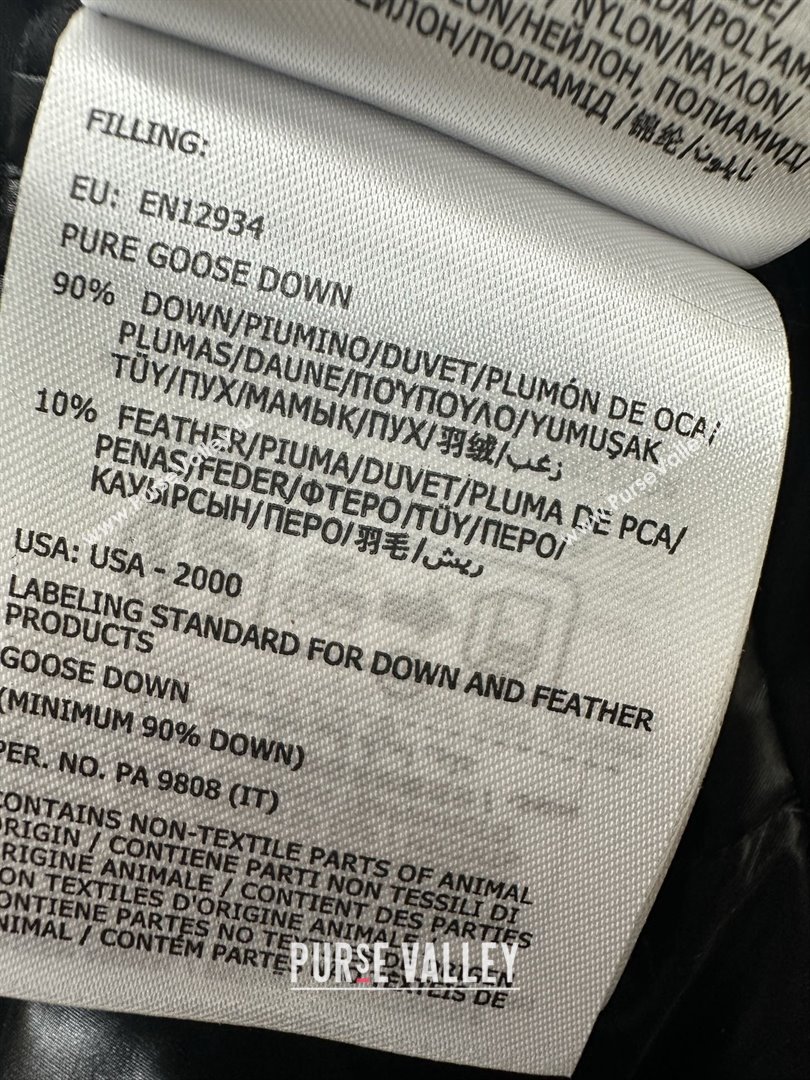 Moncler Down Jacket M120301 Black 2025 (Q-25120301)