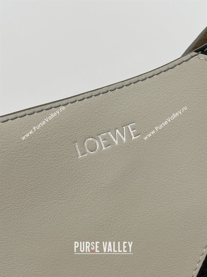 Loewe Medium Puzzle Fold Tote in Nappa Calfskin Grey/White 2025 (KK-25120603)