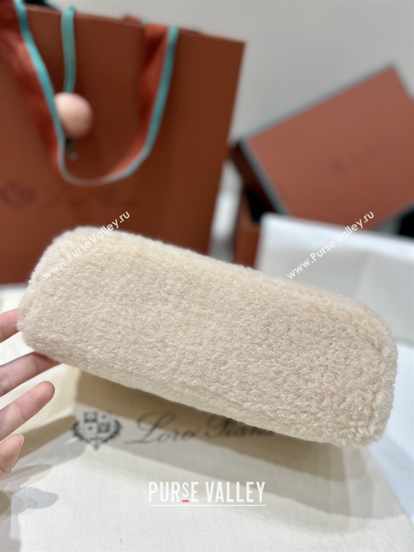 Loro Piana LP Extra Pocket Pouch L19 in Shearling Leather Beige 2025 (GYF-25122306)