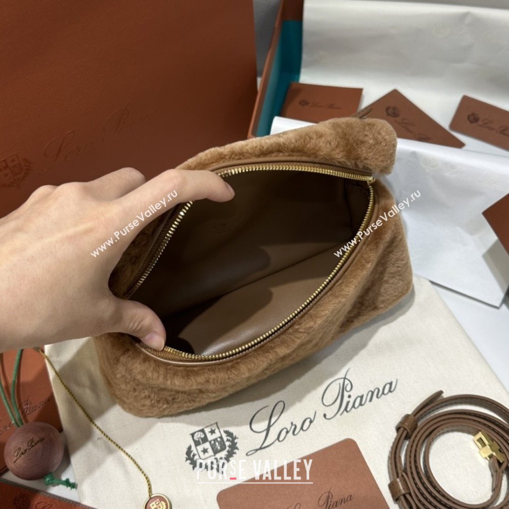 Loro Piana LP Extra Pocket Pouch L19 in Shearling Leather Brown 2025 (GYF-25122307)