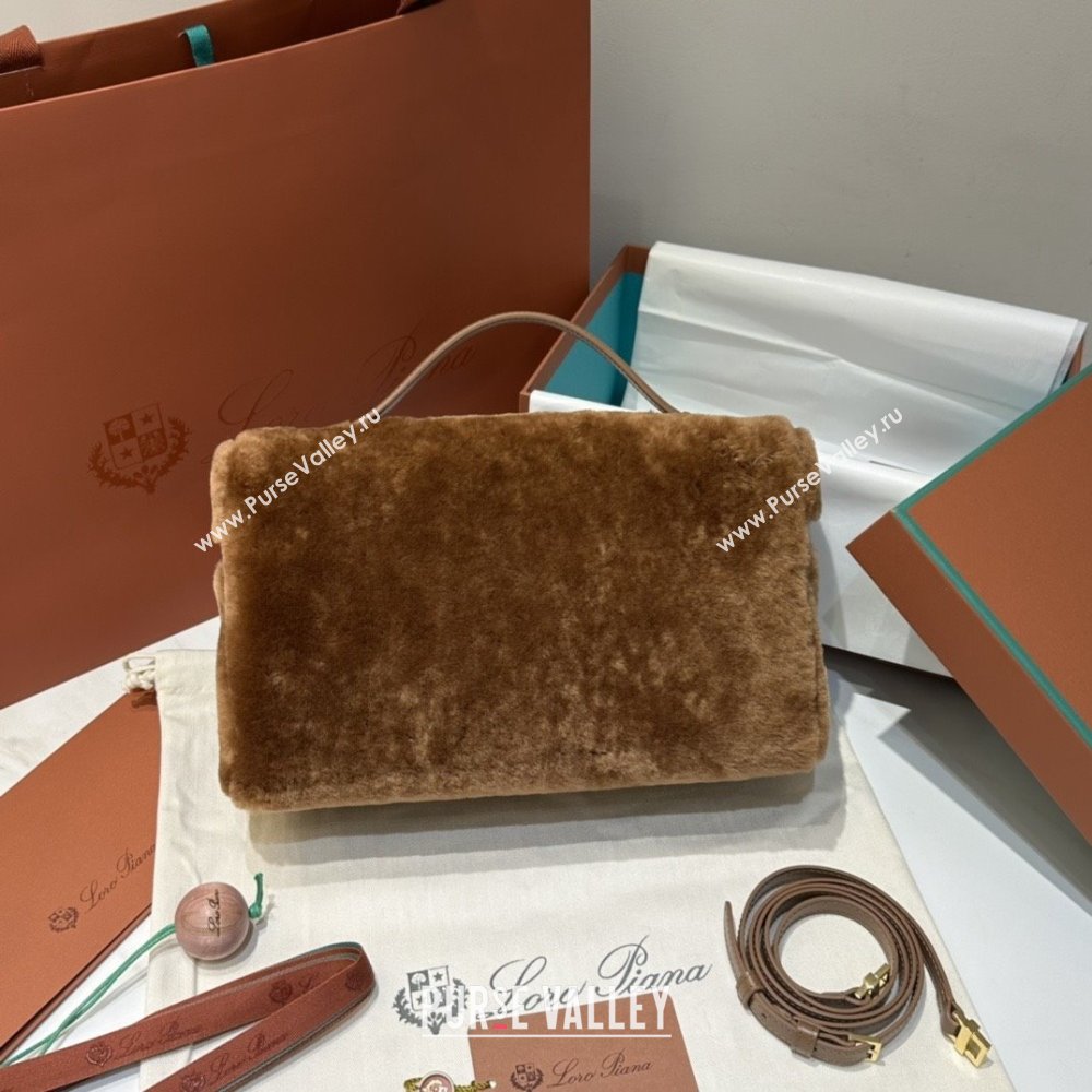 Loro Piana LP Extra Pocket Pouch L27 in Shearling Leather Brown 2025 (GYF-25122310)