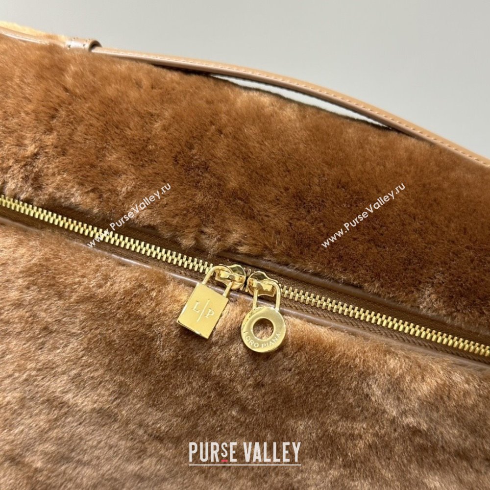 Loro Piana LP Extra Pocket Pouch L27 in Shearling Leather Brown 2025 (GYF-25122310)