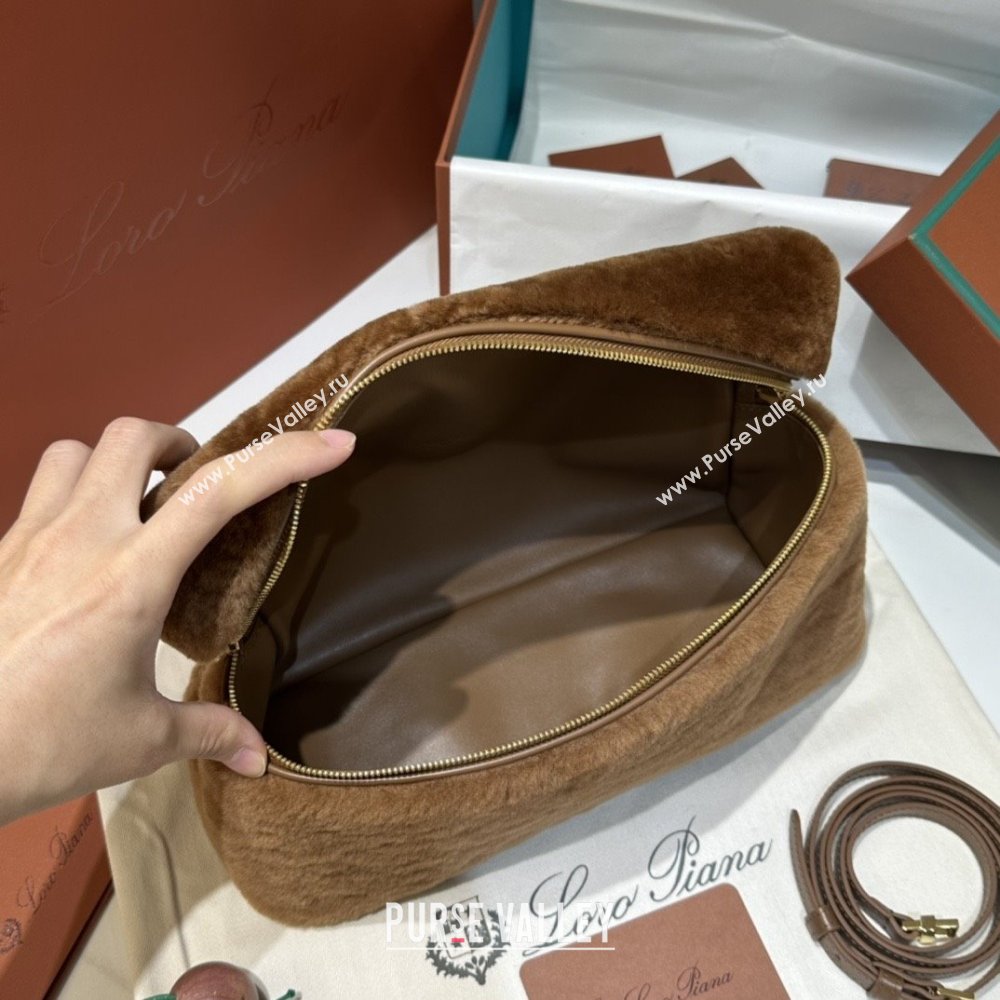 Loro Piana LP Extra Pocket Pouch L27 in Shearling Leather Brown 2025 (GYF-25122310)