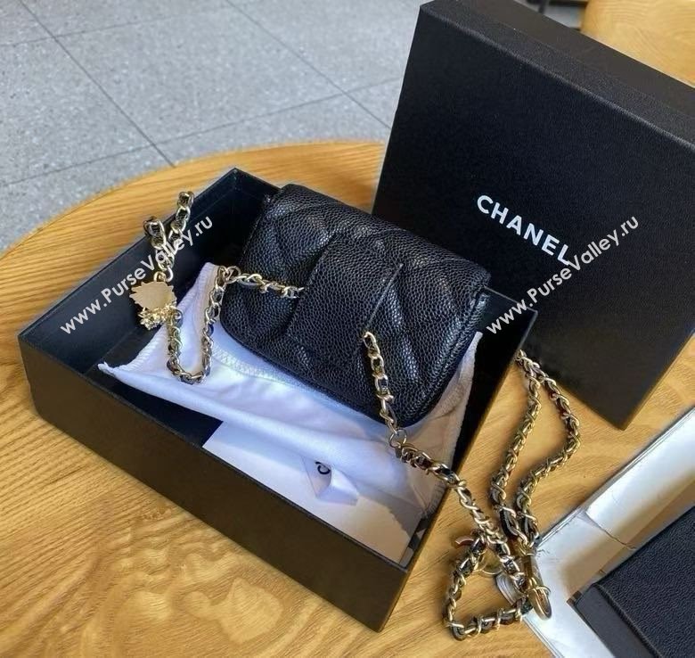 Chanel Chain Belt with Pouch in Grainy Leather 2018025 Black 2025 (99-25122322)
