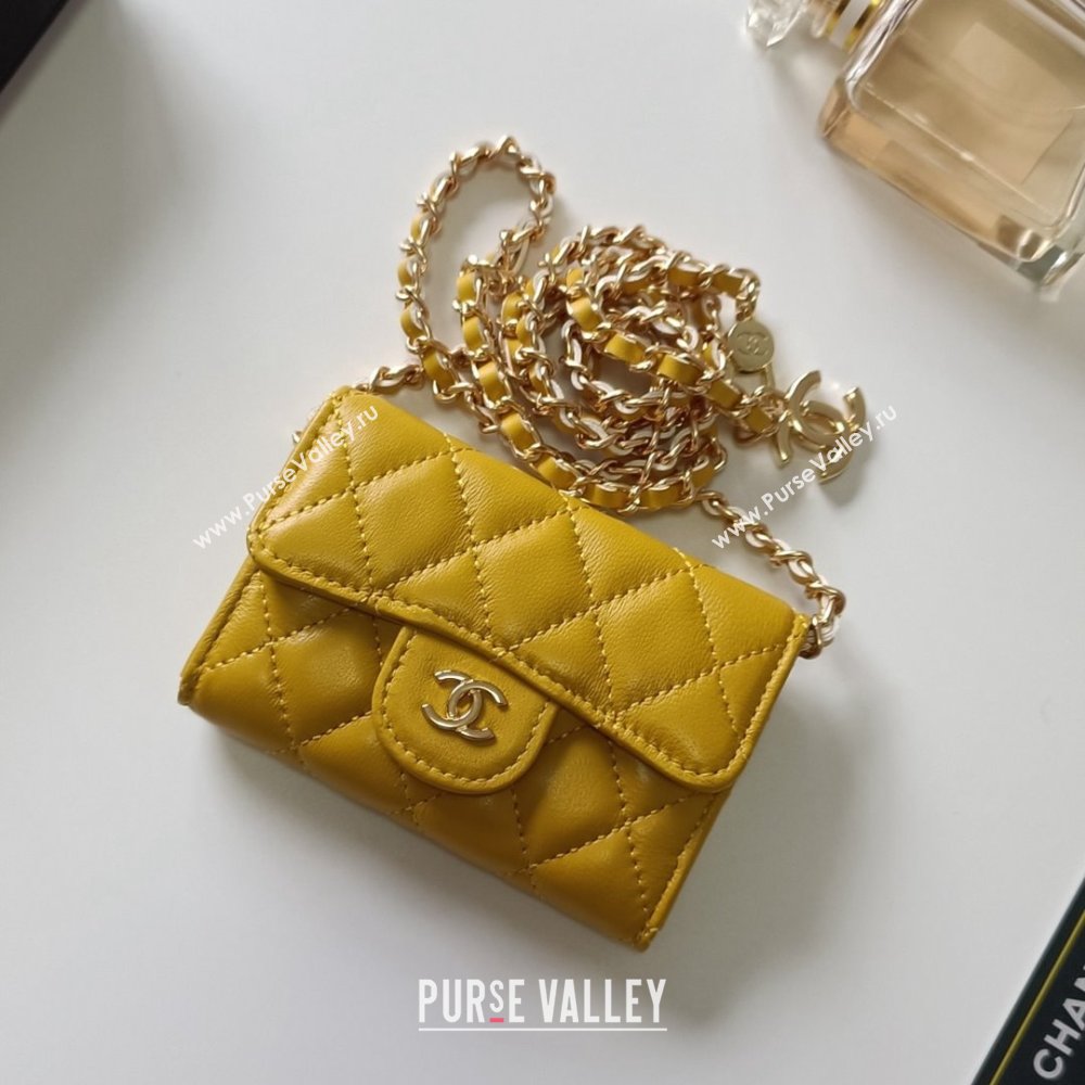 Chanel Chain Belt with Pouch in Smooth Leather 2015025 Yellow/Gold 2025 (99-25122342)