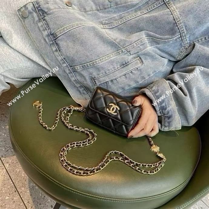 Chanel Chain Belt with Pouch in Smooth Leather 2018025 Black 2025 (99-25122321)
