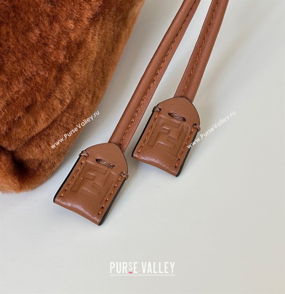 Fendi Mamma Baguette Medium Bag in Shearling 8693L Brown 2025 Top (CL-25122343)