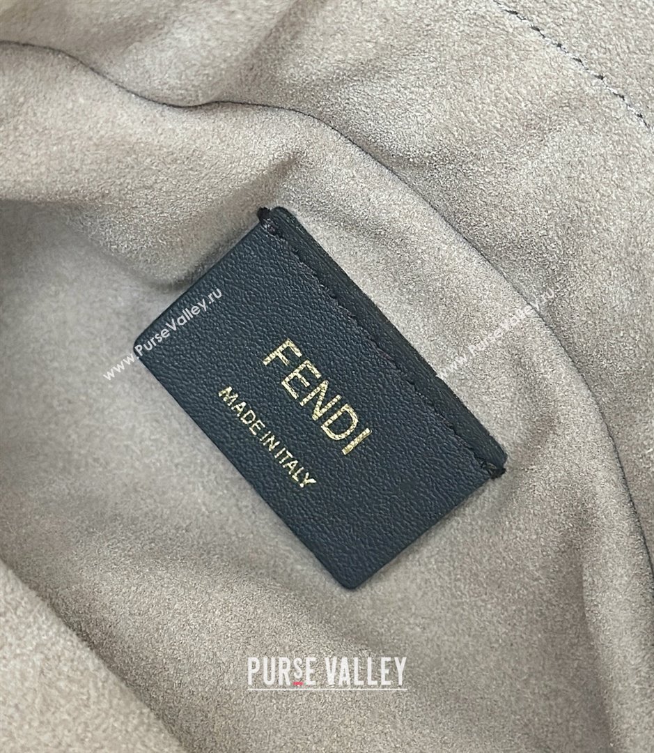 Fendi Mamma Baguette Small Bag in Shearling 8693S Grey 2025 Top (CL-25122346)