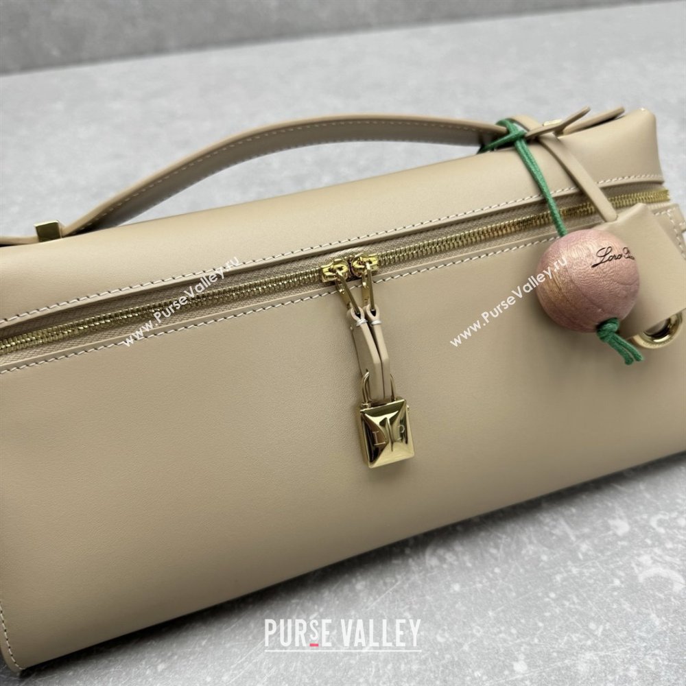 Loro Piana Extra Clutch L29 in Smooth Calfskin 1971 Apricot 2025 (NM-25122516)