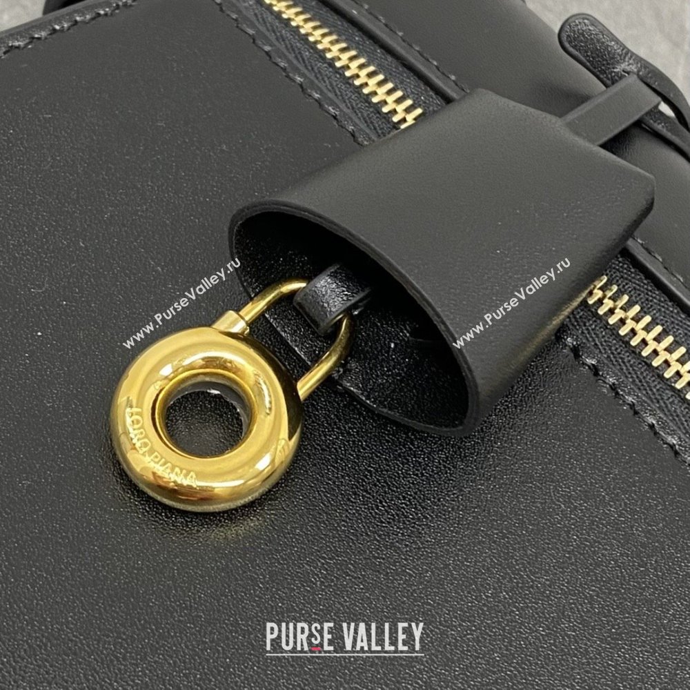 Loro Piana Extra Clutch L29 in Smooth Calfskin 1971 Black 2025 (NM-25122519)