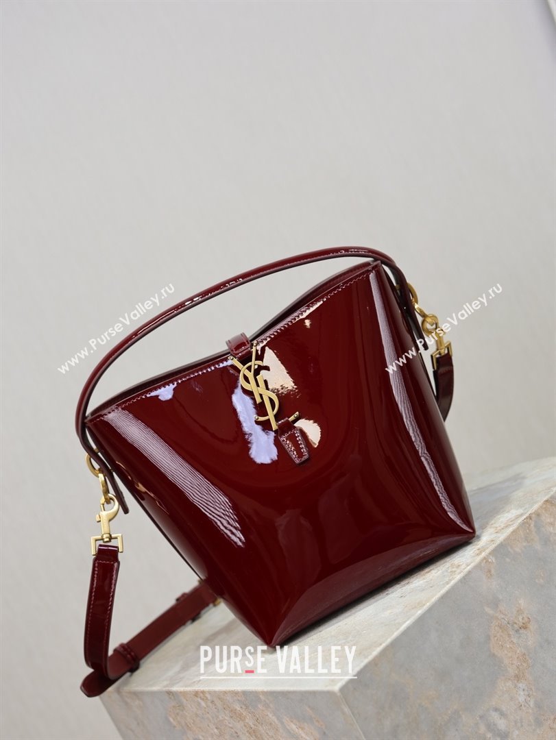 Saint Laurent Le 37 Small Bucket bag in Patent Leather 749036 Burgundy 2026 (YY-26010719)