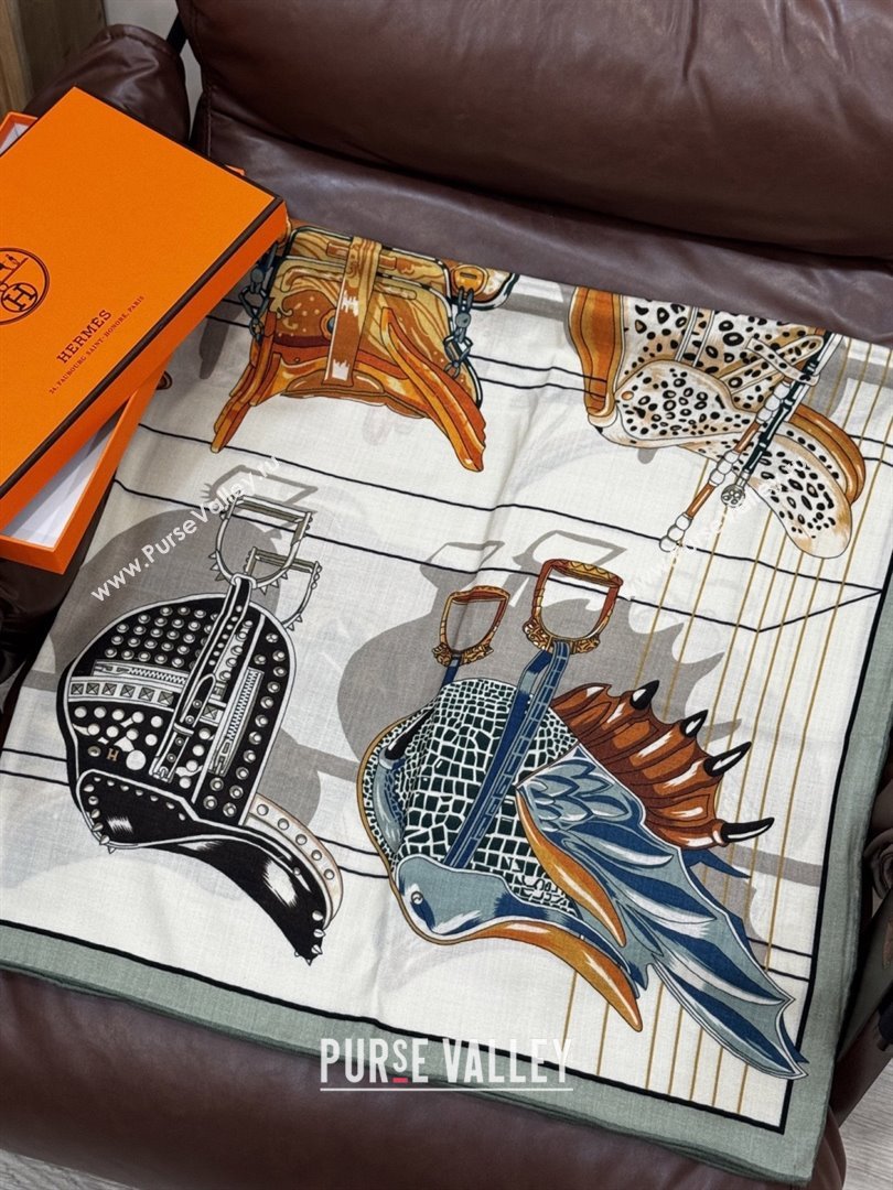 Hermes Cashmere Silk Shawl 140 Scarf H11211 Beige/Grey 2026 (A-26011211)