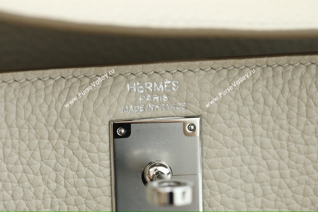 Hermes Kelly Ado Backpack 22cm in Taurillon Clemence Leather Beton White/Silver 2026(Full Handmade) (XYA-26012112)