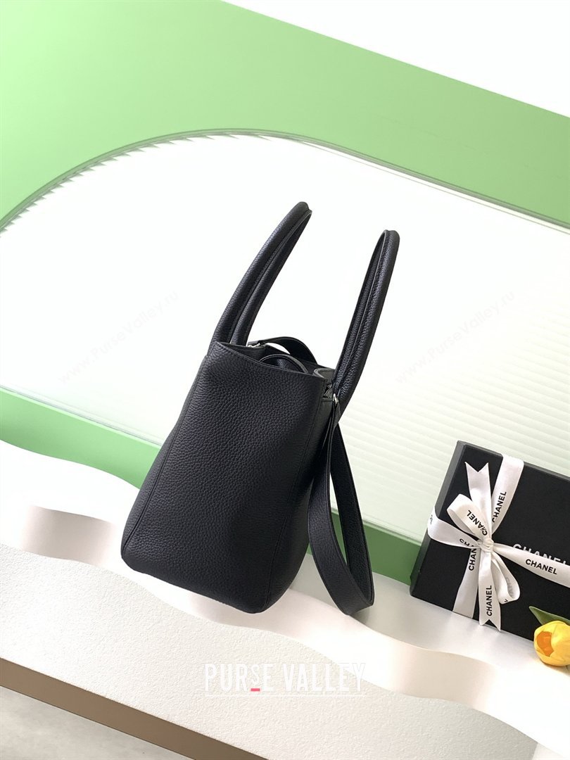 Chanel Medium Tote Bag in Grained Calfskin AS2157 Black/Silver 2026 (JY-26012723)