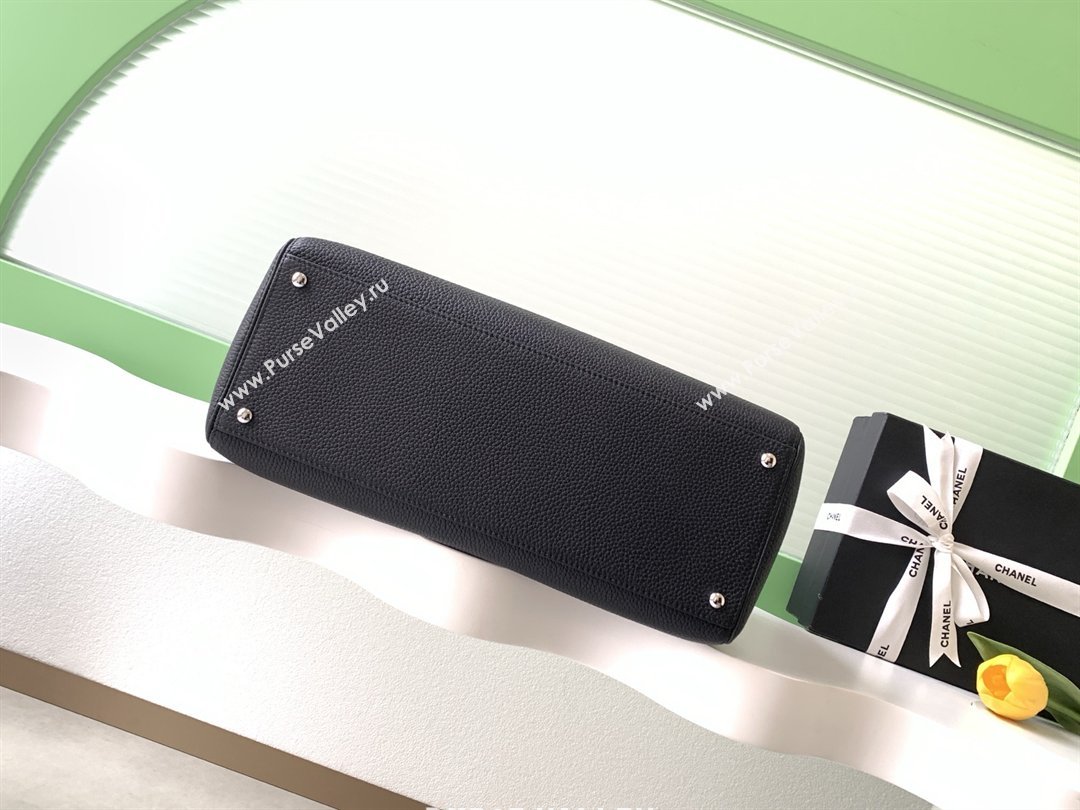 Chanel Medium Tote Bag in Grained Calfskin AS2157 Black/Silver 2026 (JY-26012723)