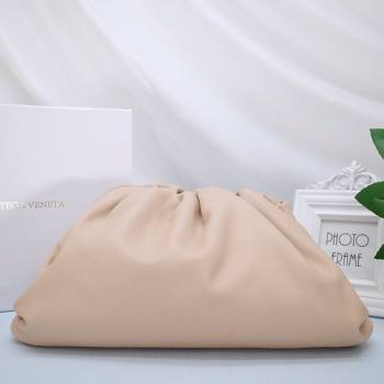 Bottega Veneta The Pouch in Soft Calfskin Nude 2026 (JDZ-26031702)
