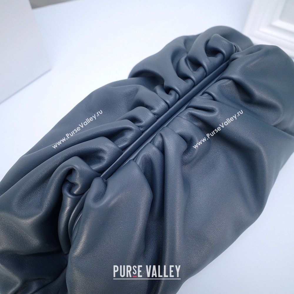 Bottega Veneta The Pouch in Soft Calfskin Navy Blue 2026 (JDZ-26031703)