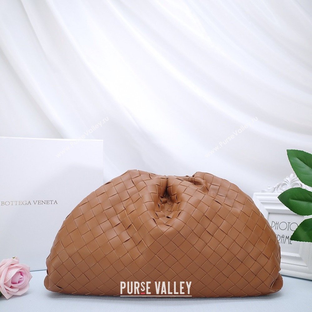 Bottega Veneta The Pouch in Soft Intrecciato Calfskin Brown 2026 (JDZ-26031704)
