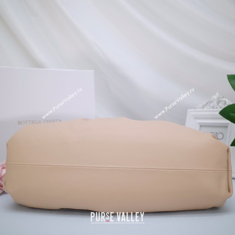 Bottega Veneta The Pouch in Soft Calfskin Nude 2026 (JDZ-26031702)