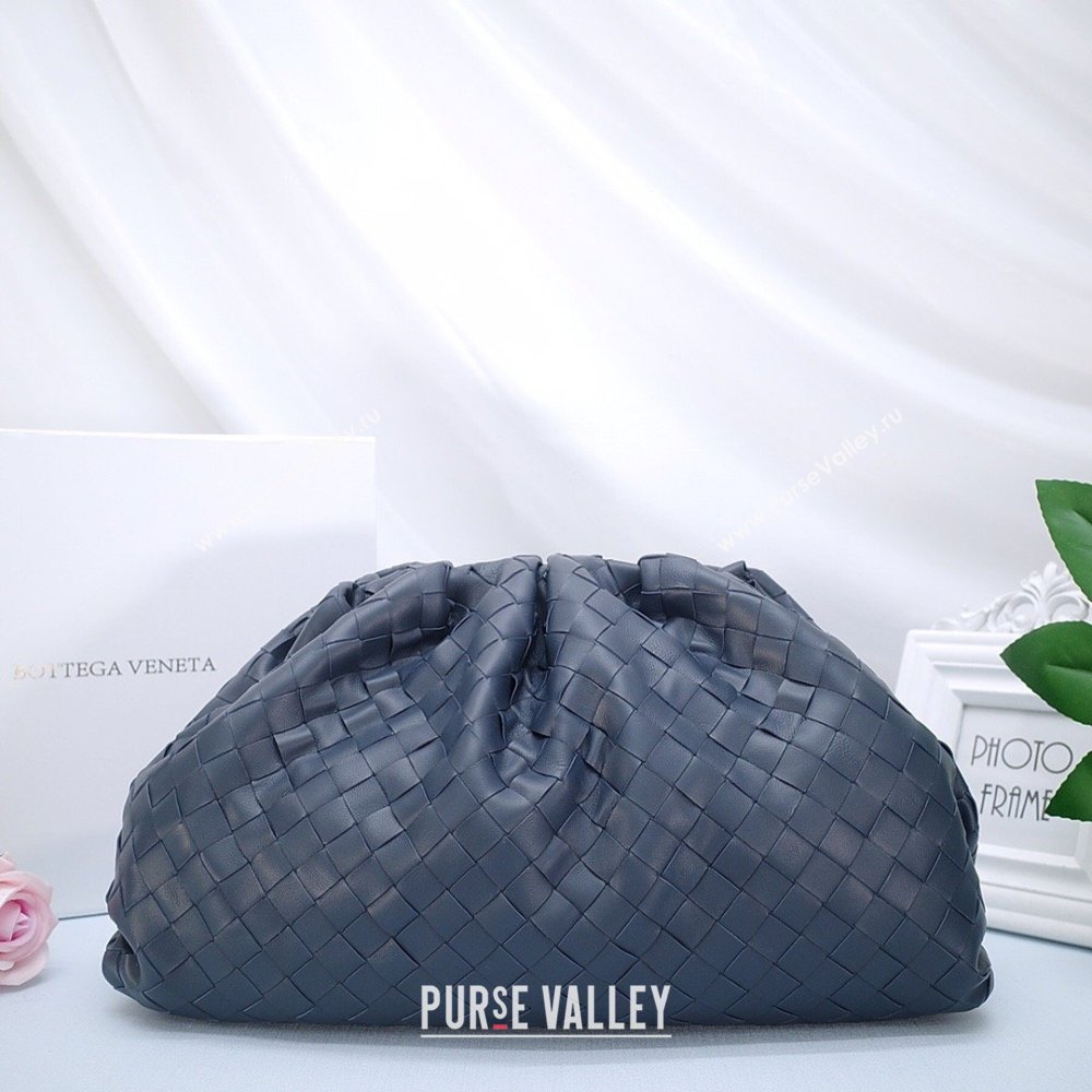 Bottega Veneta The Pouch in Soft Intrecciato Calfskin Navy Blue 2026 (JDZ-26031706)