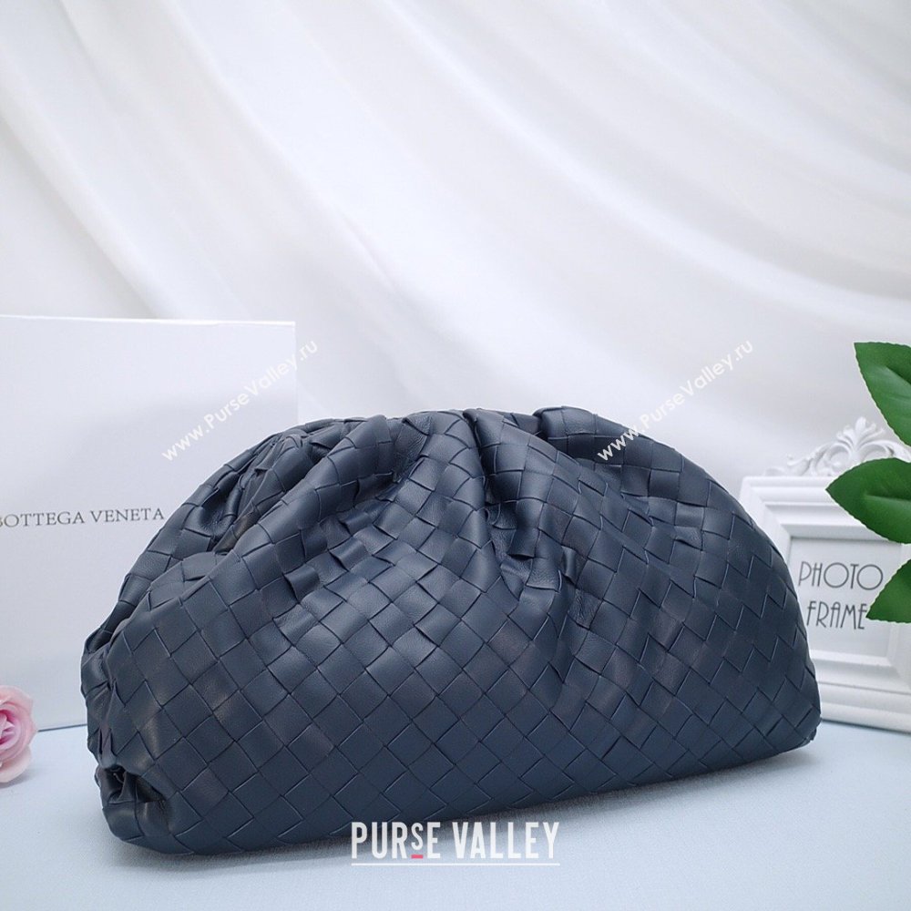 Bottega Veneta The Pouch in Soft Intrecciato Calfskin Navy Blue 2026 (JDZ-26031706)