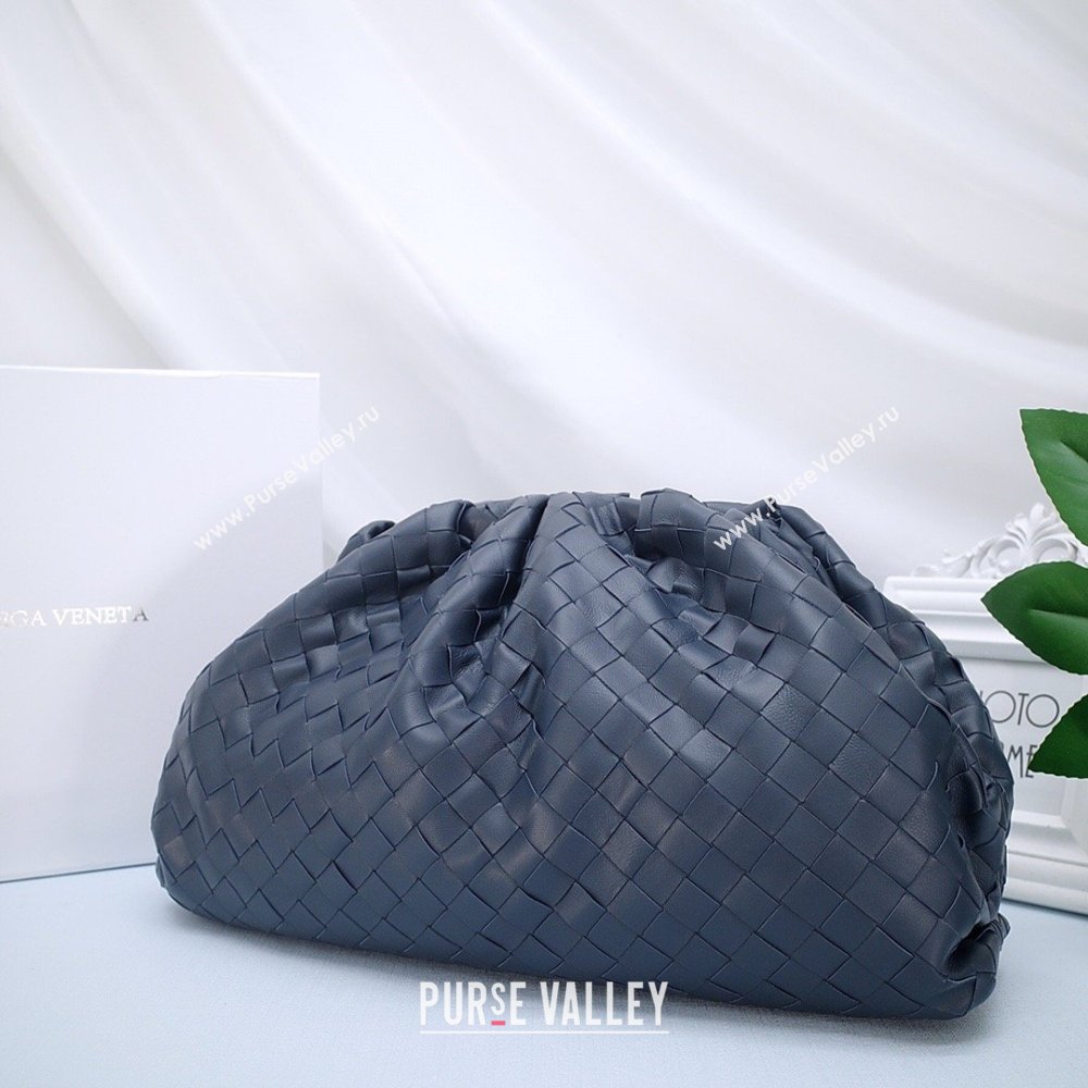 Bottega Veneta The Pouch in Soft Intrecciato Calfskin Navy Blue 2026 (JDZ-26031706)