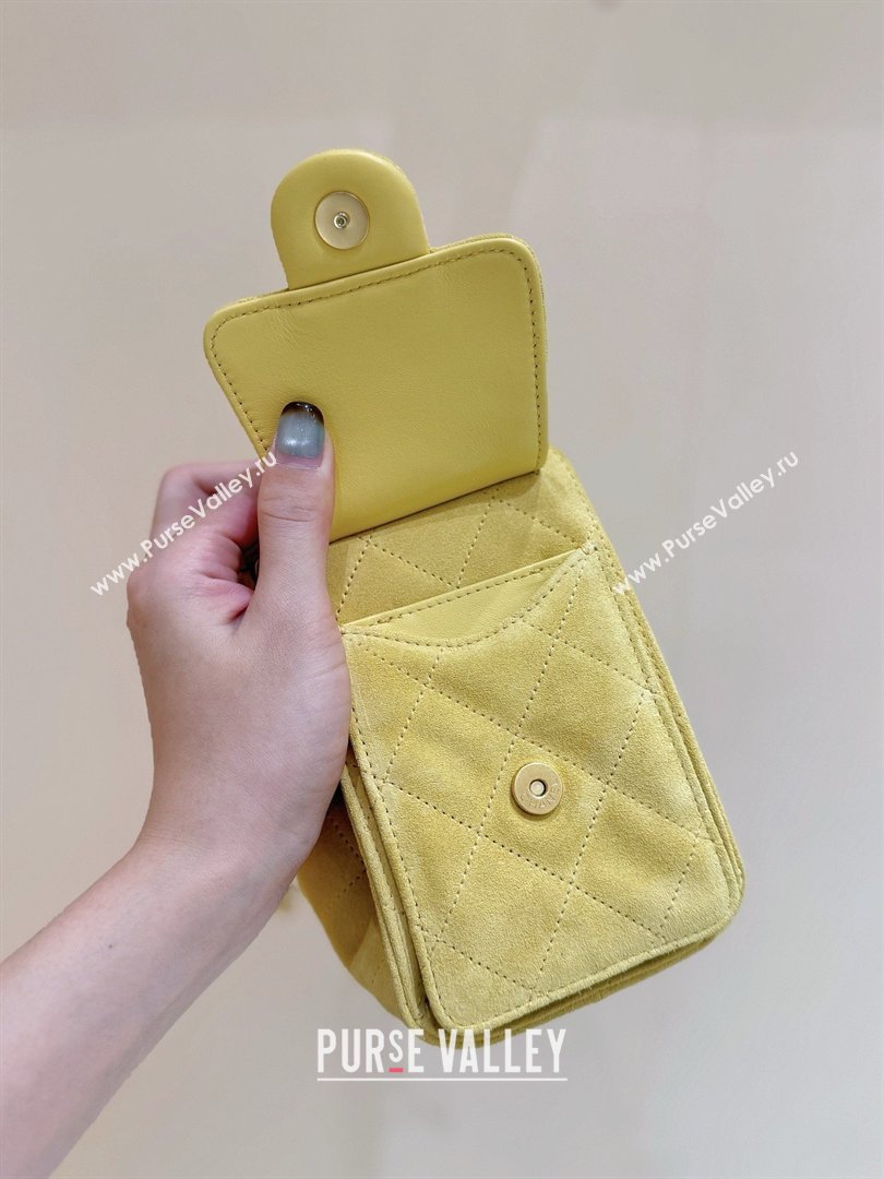 Chanel 25 Mini Handbag in Suede Calfskin AS5631 Yellow 2026 Top Quality (SHUNY-26032306)