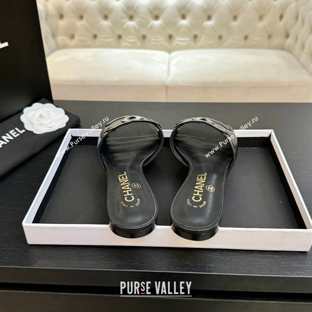 Chanel Lambskin Patent Leather Flat Mules Sandals G47252 Black 2026 (MD-26032512)