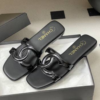 Chanel Crocodile-patterned Calfskin Mules Sandals G47250 Black 2026 (MD-26032620)