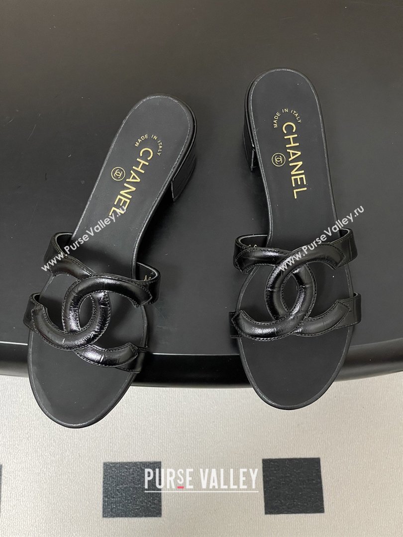 Chanel Crocodile Pattern Calfskin Heeled Mules Sandals G47250 Black 2026 (MD-26032629)