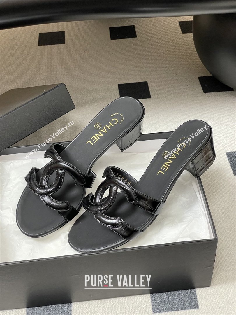 Chanel Crocodile Pattern Calfskin Heeled Mules Sandals G47250 Black 2026 (MD-26032629)