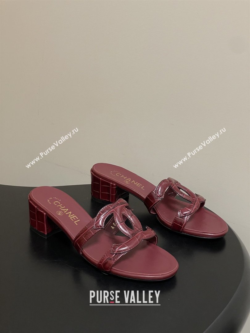 Chanel Crocodile Pattern Calfskin Heeled Mules Sandals G47250 Burgundy 2026 (MD-26032630)