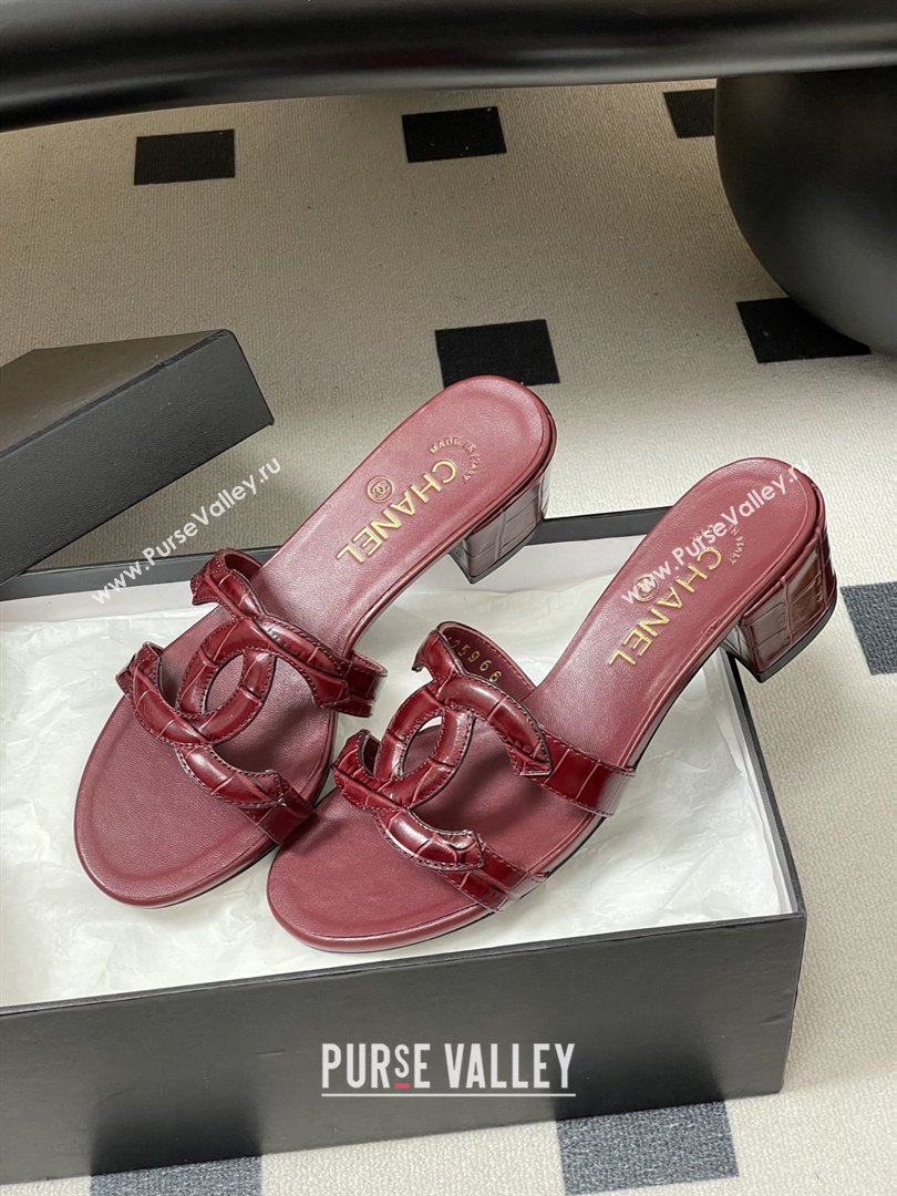 Chanel Crocodile Pattern Calfskin Heeled Mules Sandals G47250 Burgundy 2026 (MD-26032630)