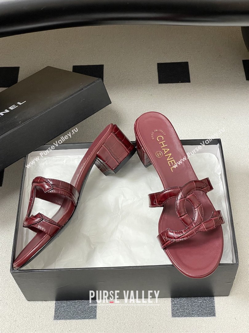 Chanel Crocodile Pattern Calfskin Heeled Mules Sandals G47250 Burgundy 2026 (MD-26032630)