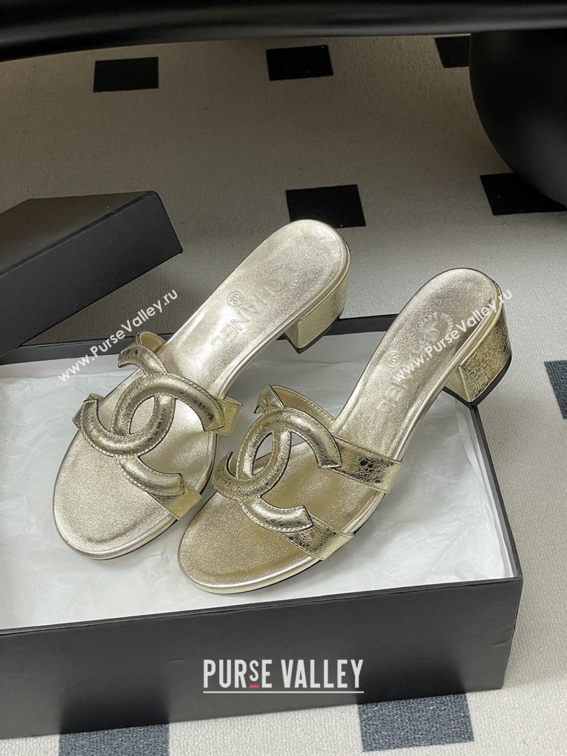 Chanel Laminated Calfskin Heeled Mules Sandals G47250 Gold 2026 (MD-26032631)
