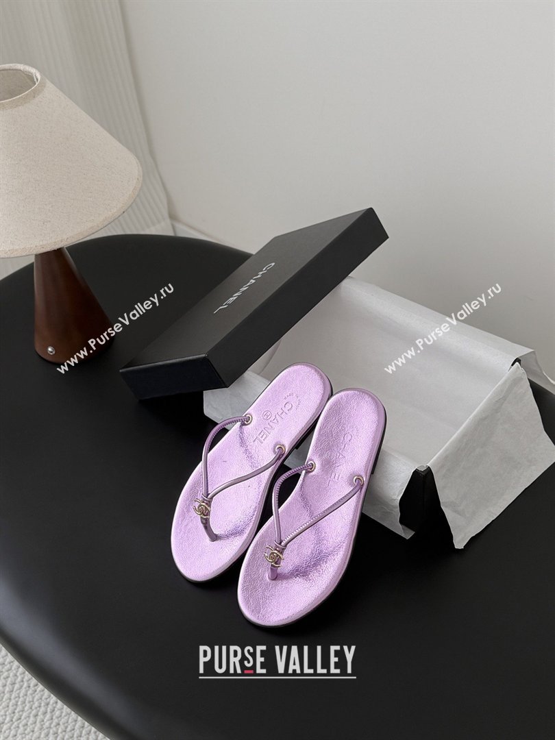 Chanel Thongs in Crackled Laminated Calfskin G47243 Purple Spring Summer 2026 (Y30-26032803)