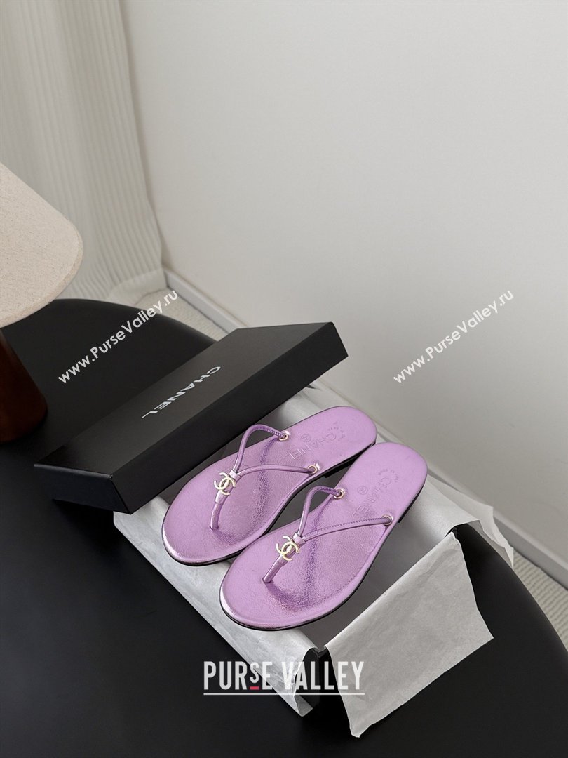 Chanel Thongs in Crackled Laminated Calfskin G47243 Purple Spring Summer 2026 (Y30-26032803)