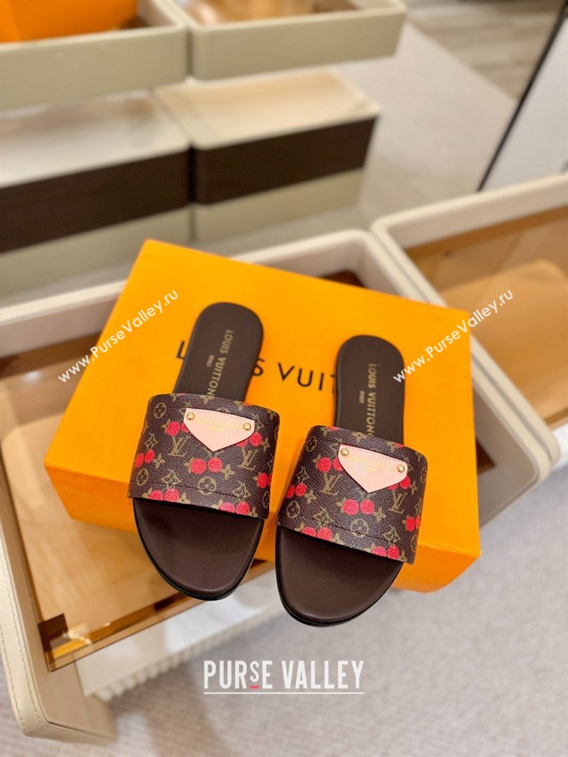 Louis Vuitton Lily Flat Mule in Monogram Canvas Brown/Red 2026 (KL-26040304)