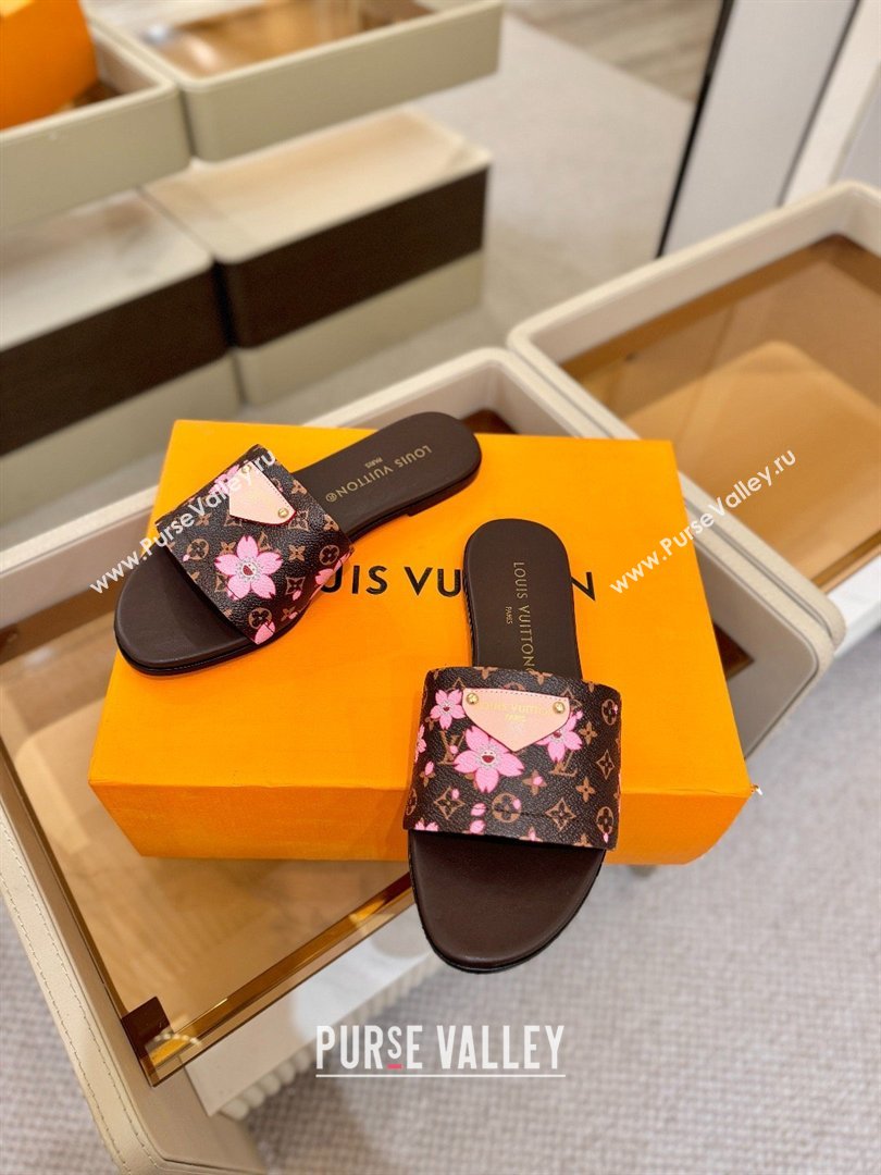 Louis Vuitton Lily Flat Mule in Monogram Canvas Brown/Pink 2026 (KL-26040305)