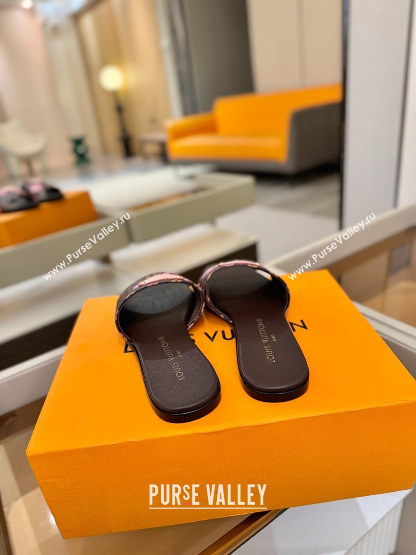 Louis Vuitton Lily Flat Mule in Monogram Canvas Brown/Pink 2026 (KL-26040305)