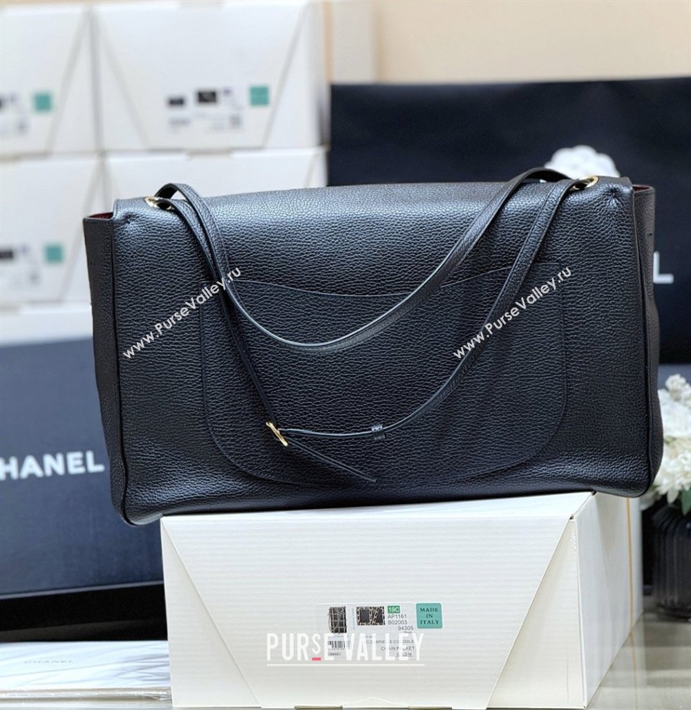 Chanel Maxi Flap Bag in Black Grained Calfskin AS6233 Spring Summer 2026 Top Quality (SHUNY-26040820)