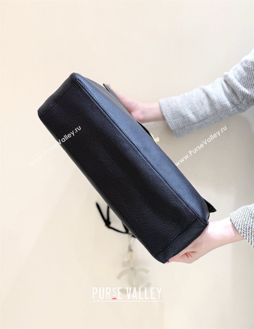 Chanel Maxi Flap Bag in Black Grained Calfskin AS6233 Spring Summer 2026 Top Quality (SHUNY-26040820)