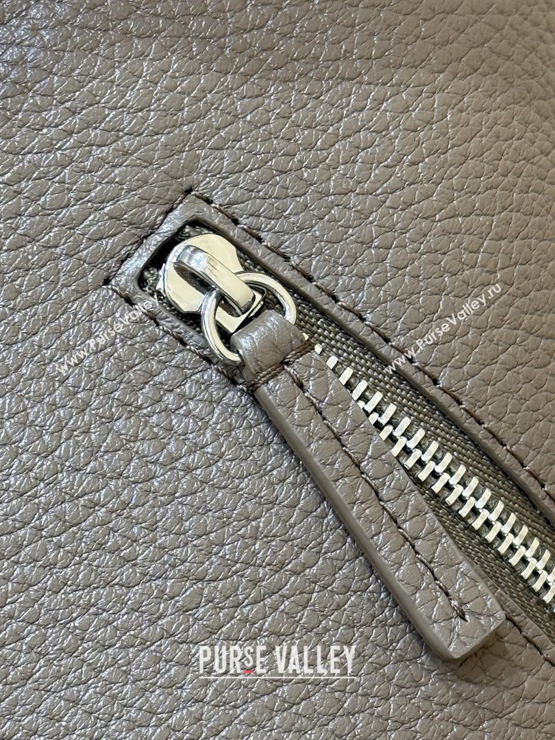 Chanel Maxi Flap Bag in Light Brown Grained Calfskin AS6233 Spring Summer 2026 Top Quality (SHUNY-26040821)