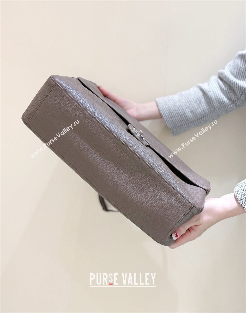 Chanel Maxi Flap Bag in Light Brown Grained Calfskin AS6233 Spring Summer 2026 Top Quality (SHUNY-26040821)